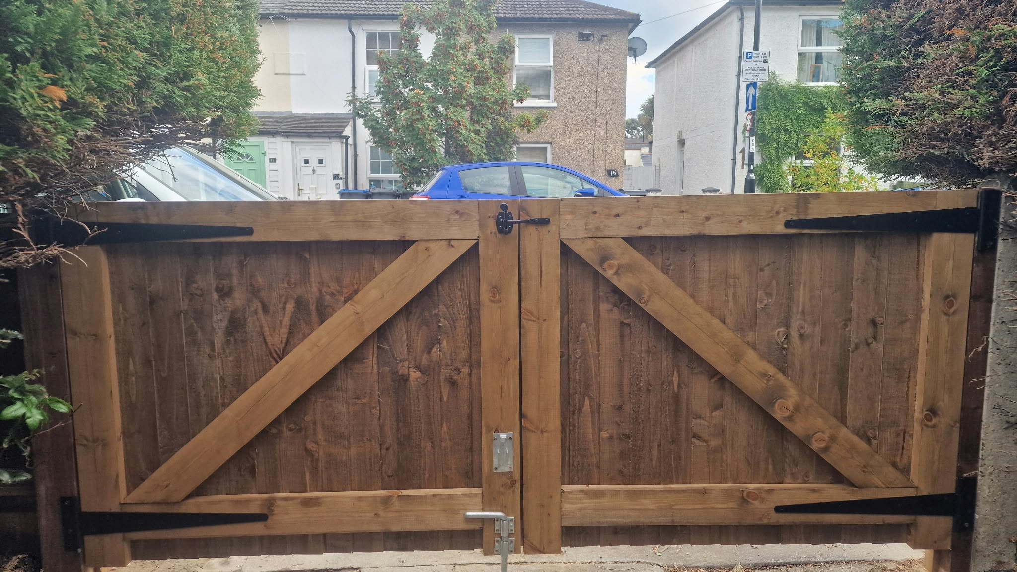 New timber garden gate installed by The Wright Exteriors