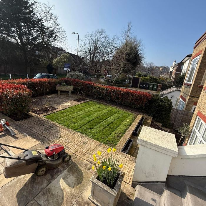 Garden maintenance and lawn care South East England